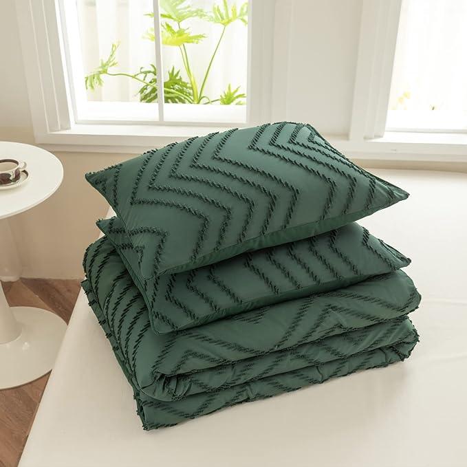 Comforter Set Dark Green, Tufted Fluffy Christmas Comforter for Queen Size Bed 3pcs Forest Green - Sleepbella Comforter Set Dark Green, Tufted Fluffy Christmas Comforter for Queen Size Bed 3pcs Forest Green - Queen / Chevron- Forest Green